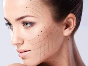 استشاري تجميل يوضح فوائد استخدام خيوط شد الوجه